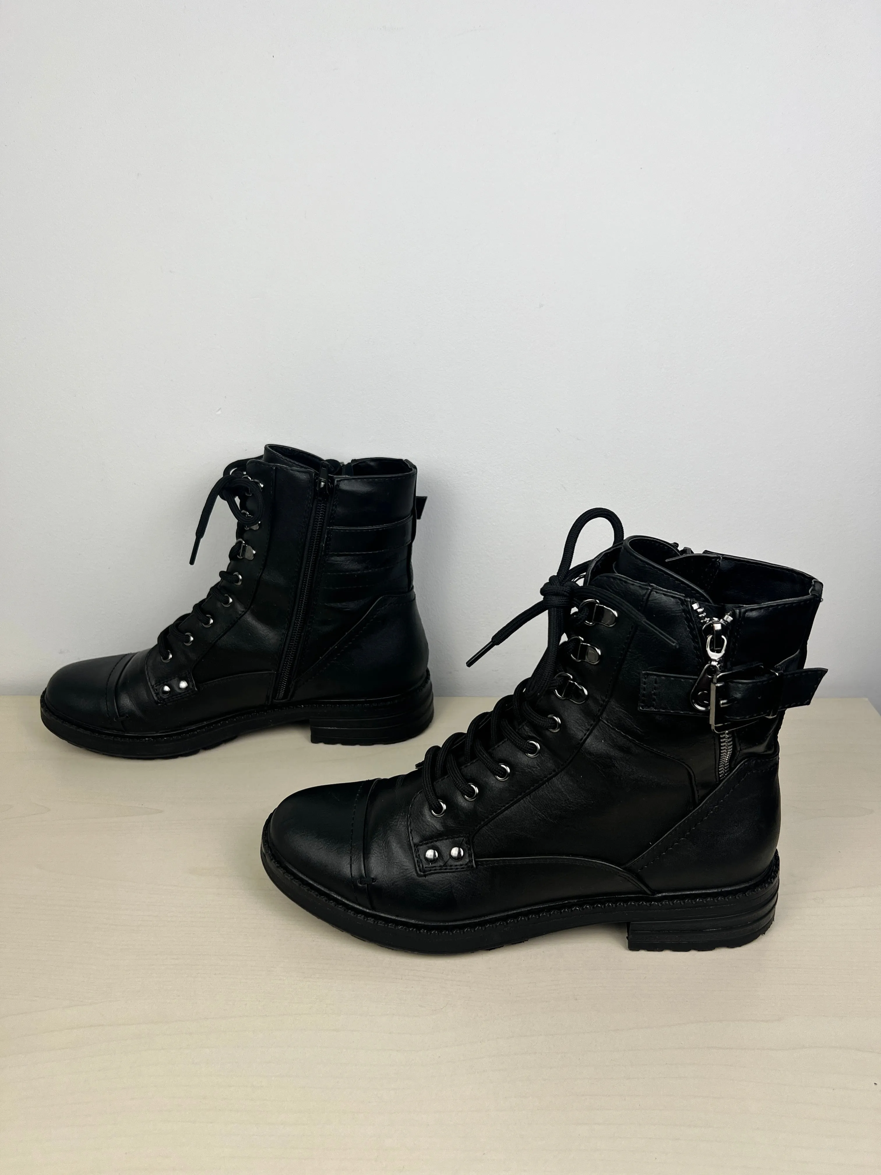 Boots Combat By G By Guess  Size: 9