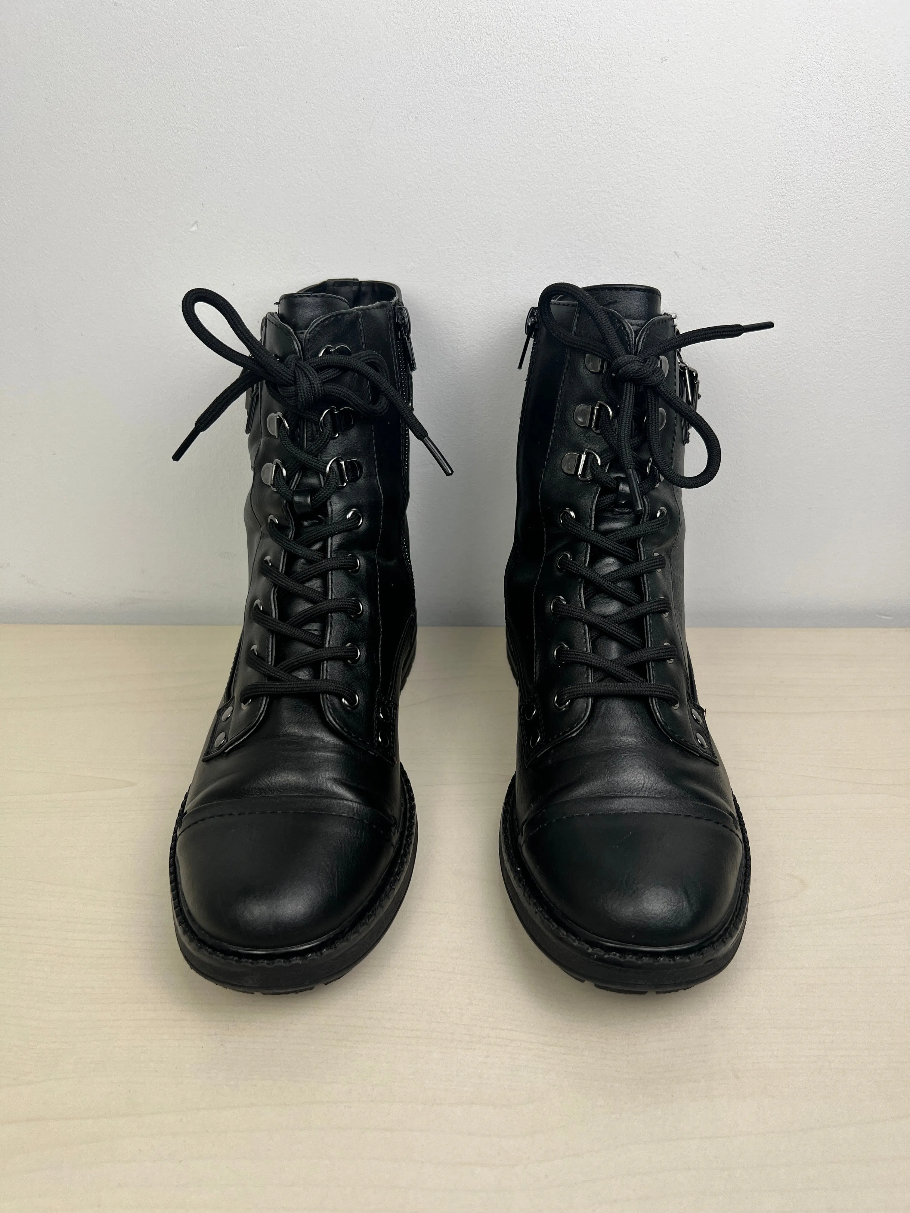 Boots Combat By G By Guess  Size: 9