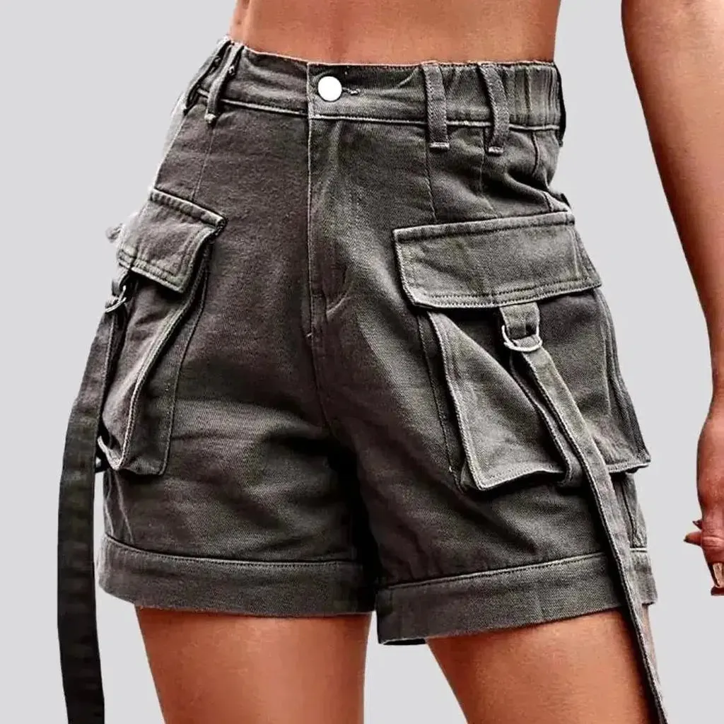 Cargo pocket-straps jeans shorts