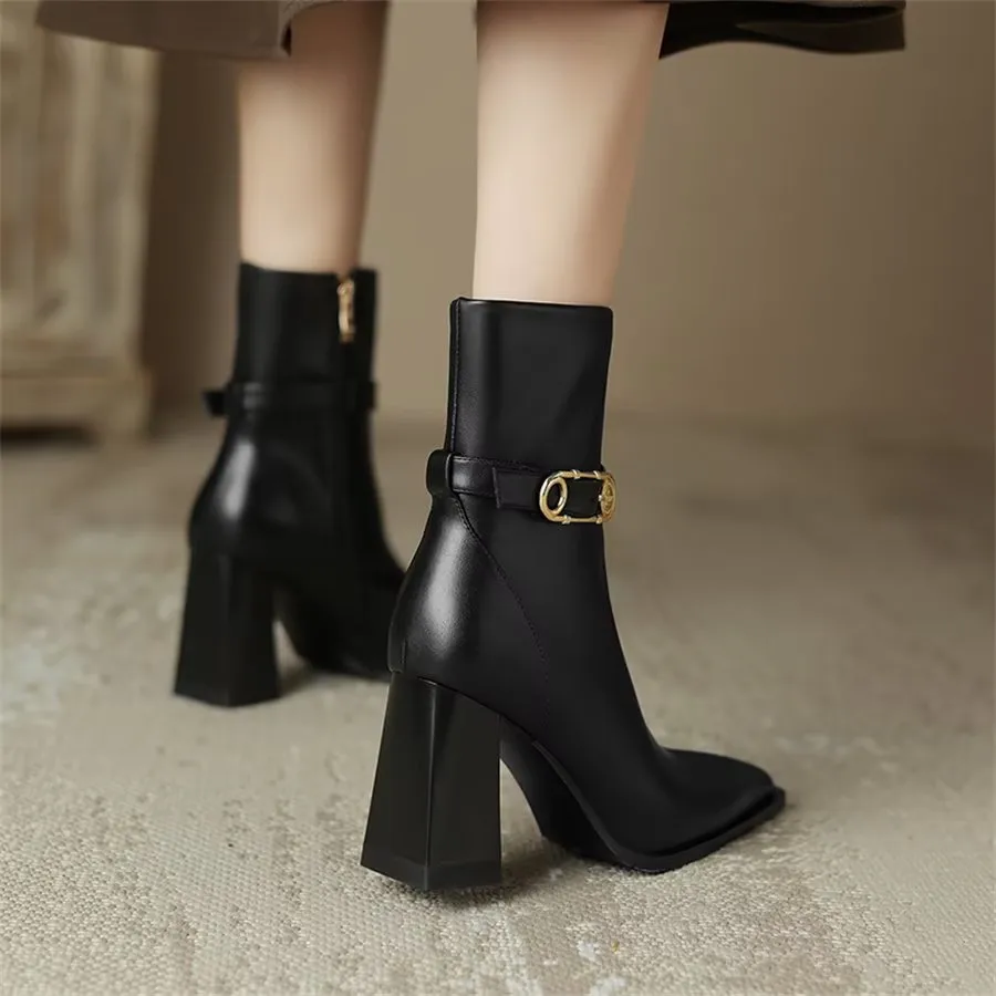 Elegant Cow Leather Pointed Toe Kitten Heel Boots