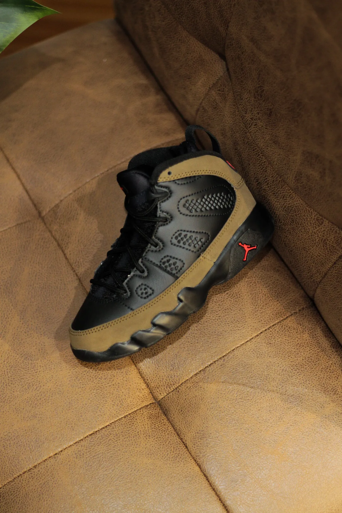 JORDAN 9 RETRO (TD) "LIGHT OLIVE"