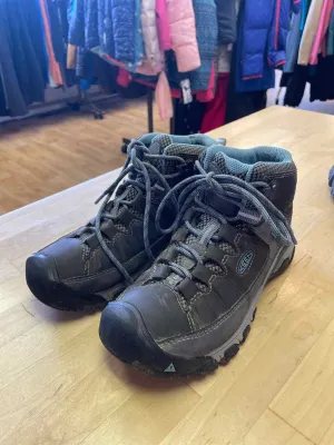 Shoe Size 6 Keen Hiking Boots